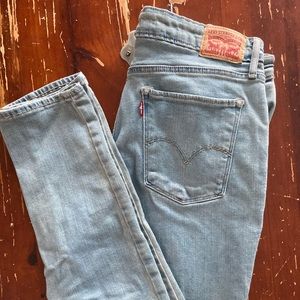 Levi’s 721 high rise skinny jeans size 33